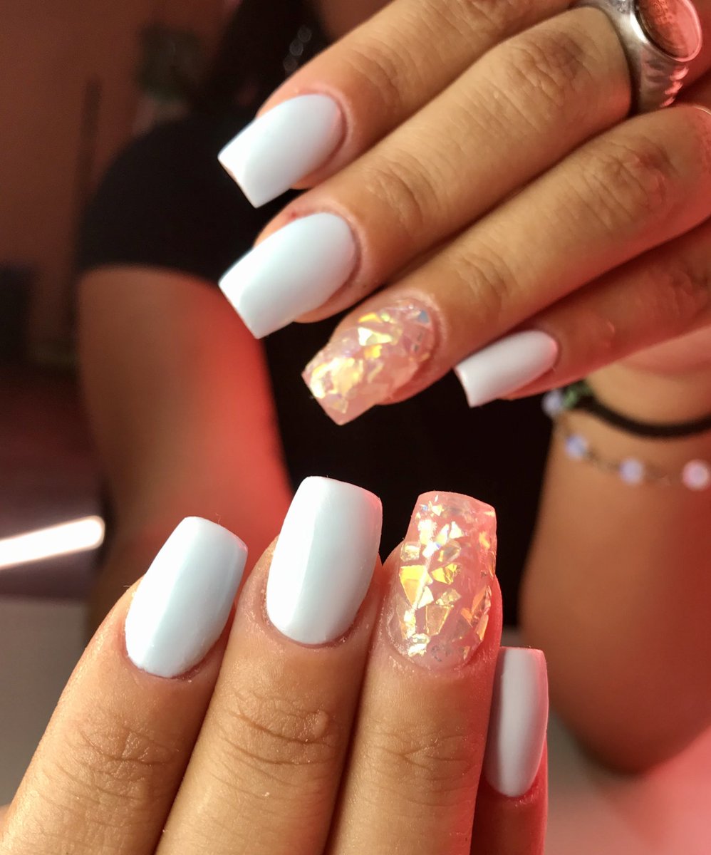 Esculpidas con celestito pastel y encapsulado que AMO 😍