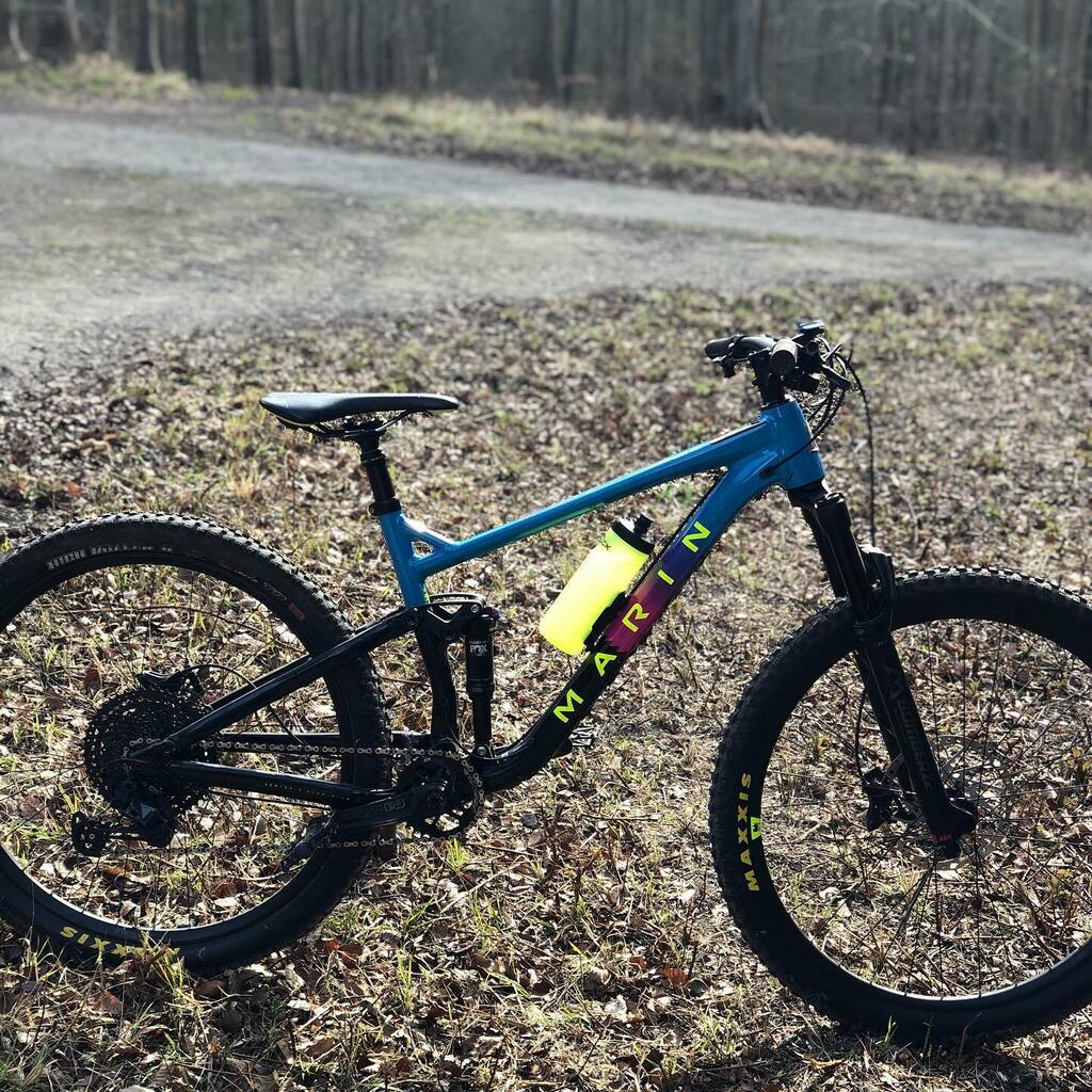 YeahBuddyBike's tweet photo. Back to the forest!! 🌲🌳 #YeahBuddy
Few trails have been fenced off for the replanting of trees, other trails are drying out! 

Good day in the sunshine ☀️

#mountainbike #mtb #bike #cycling #mountainbiking #bikelife #downhill #cyclinglife #hawkhill #hawkhill3 #bicycle #strav… https://t.co/0F4gomgwlY