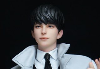 아니 김독자 피규어 너무 잘 생겨서 좀 서먹해 아... 안녕하세요 잘생기셨네요