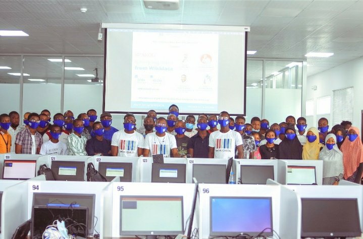 YasirGaji's tweet photo. Yesterday I was present at the first @WikimediaNG workshop programme where I learnt how to create, edit and query @wikidata using sparql thanks to @DscLasu I'm now a member of the @wikidata community

#pleasantcodes #programming #webdevelopment #code #100DaysOfCode #ManOfValue https://t.co/A216FI4b7s