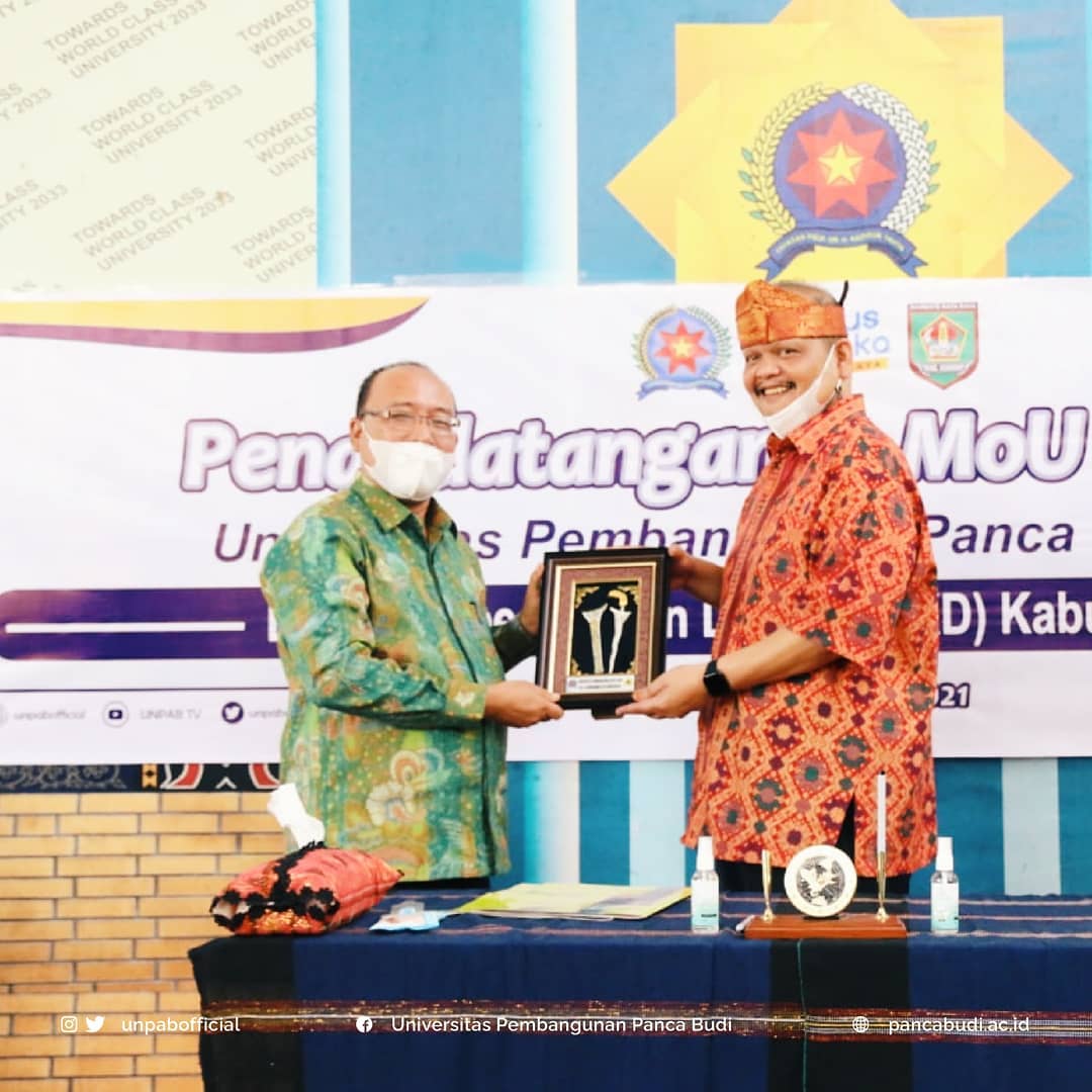 unpabofficial's tweet photo. Sementara itu Penjabat SEKDA Kab. Asahan, Drs. Jhon Hardy Nasution, dalam sambutannya pula berharap UNPAB dan BKD Kab. Asahan dapat bekerjasama  kepada para ASN yang ada di Kab. Asahan untuk dapat menghasilkan para SDM yang unggul dan berkualitas.

#UNPAB
#TamadunMandiri https://t.co/H94qphrqLb