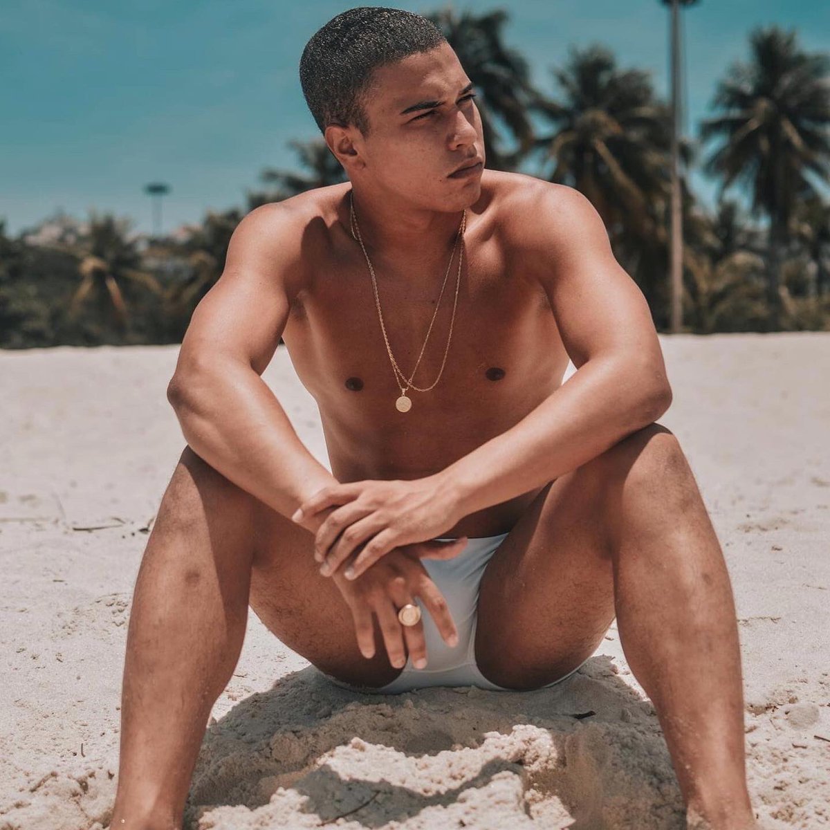 ouuvitor's tweet photo. Posturado e calmo 🥵♥️ https://t.co/wBijdH4MIo
