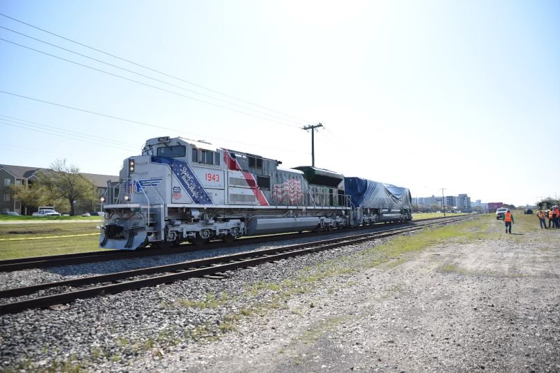 BushFdn's tweet photo. Back home. #bush4141 @UnionPacific https://t.co/GnCgm43Nds