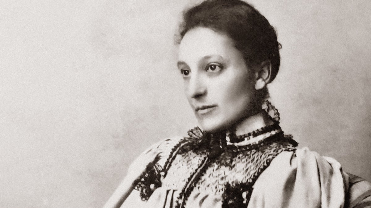 Meet Emily, Eliza &amp; Etta - indomitable founders of the RSPB, 1889. Called out the fashion for feathered hats. Blew the whistle on the plumage trade. Triumphed with the Plumage Act 1921. Join me THURS 25/3 to hear their inspiring story bit.ly/39jTuij #WomensHistoryMonth