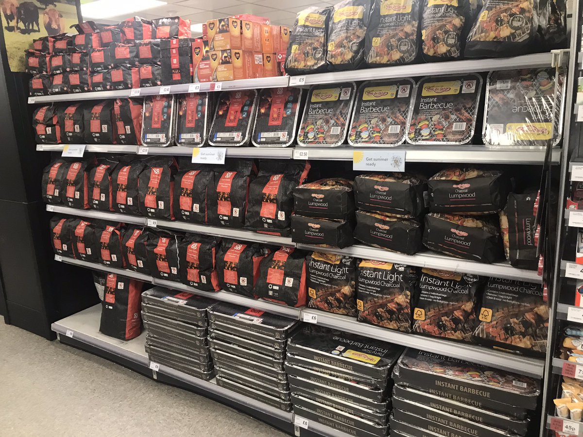 Hawthorn Road community store offering lots of great wine deals and great products for your gardens and sunny weekends 😃☀️ well done team  and great to catch up today 👍 @grahamwren2 <a href="/ClaireKoziol/">Claire Koziol</a> @PaulalanDennis <a href="/AdrianD93465562/">Adrian Dunn</a> <a href="/Ryanhigg11/">Ryanhiggins</a>