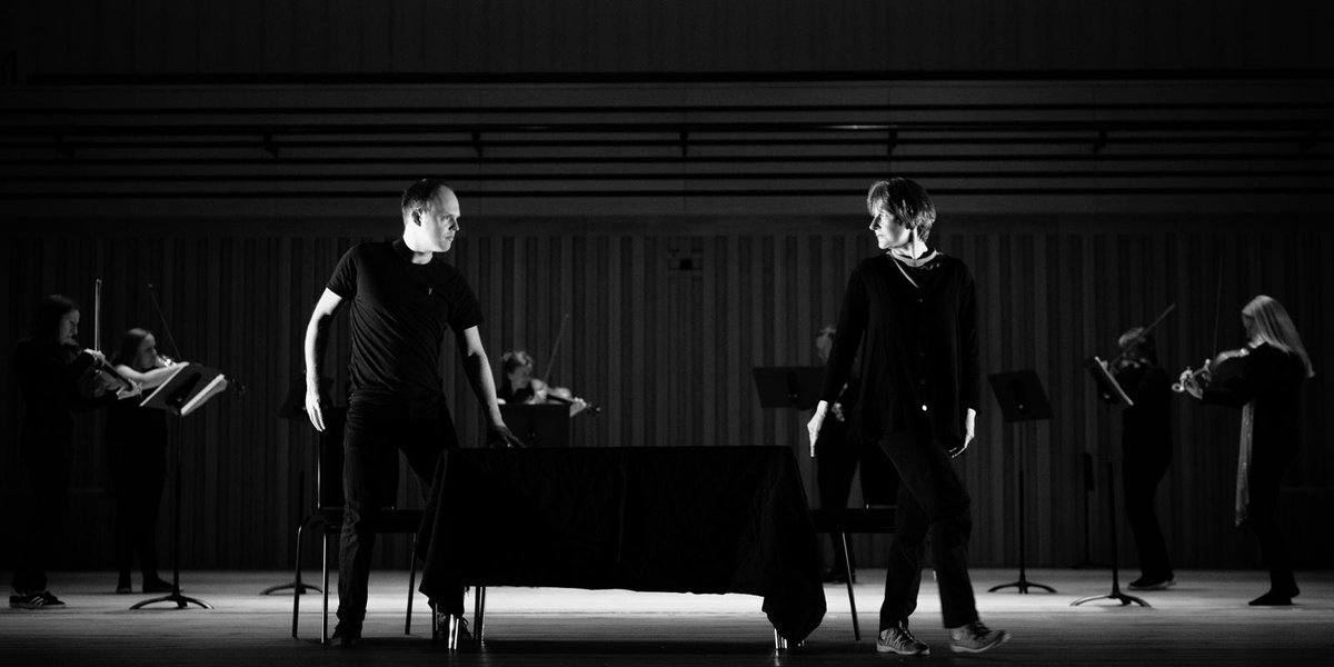 voice_phoenix's tweet photo. The eyes tell us one story, the feet tell us another.  
This phenomenal photo by @MaitlandNigel captures a moment in our show that is full of intrigue, tension and questions.  
#TheVoiceWithin https://t.co/aAb5zbu4mU