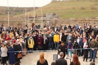 Umudun,
Yeniden Başlamanın,
Dirilişin,
Bereketin Adıdır Nevruz...

Nevruz’un ülkemize ve bütün insanlığa sağlık, mutluluk, güzellik, huzur ve barış getirmesi dileğiyle...

#NevruzKutluOlsun 
#NewrozPîrozBe
#Nevrozeşımâpiroz