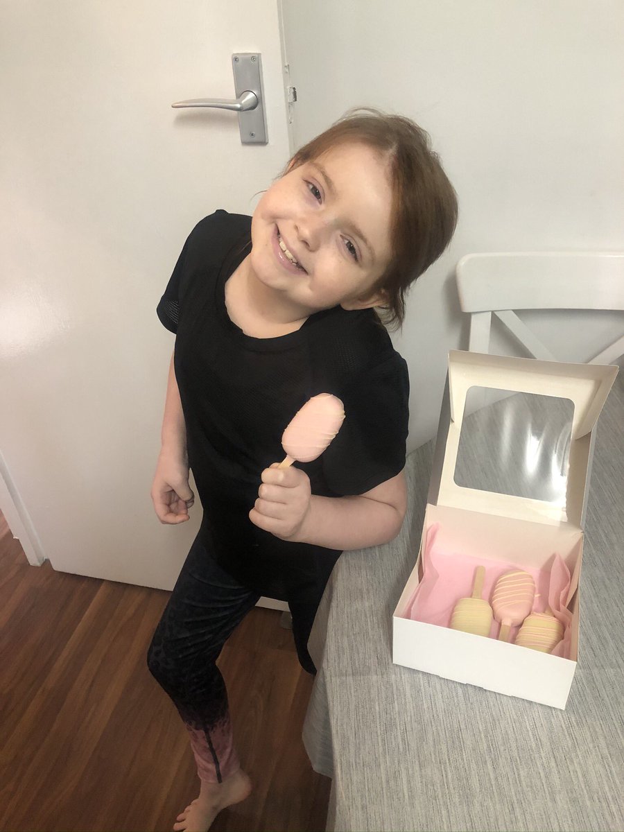 Chloeballoqui's tweet photo. Hi Everyone, 
Last weekend Chloe’s hair started falling out and chose to shave the rest off.
She had some makeup sessions with @spreadasmileuk which was a confidence boost.
Thank you to everyone for sharing and donating. Please read full update below x
https://t.co/BpidtRrj8F https://t.co/dbh7qIBGvo