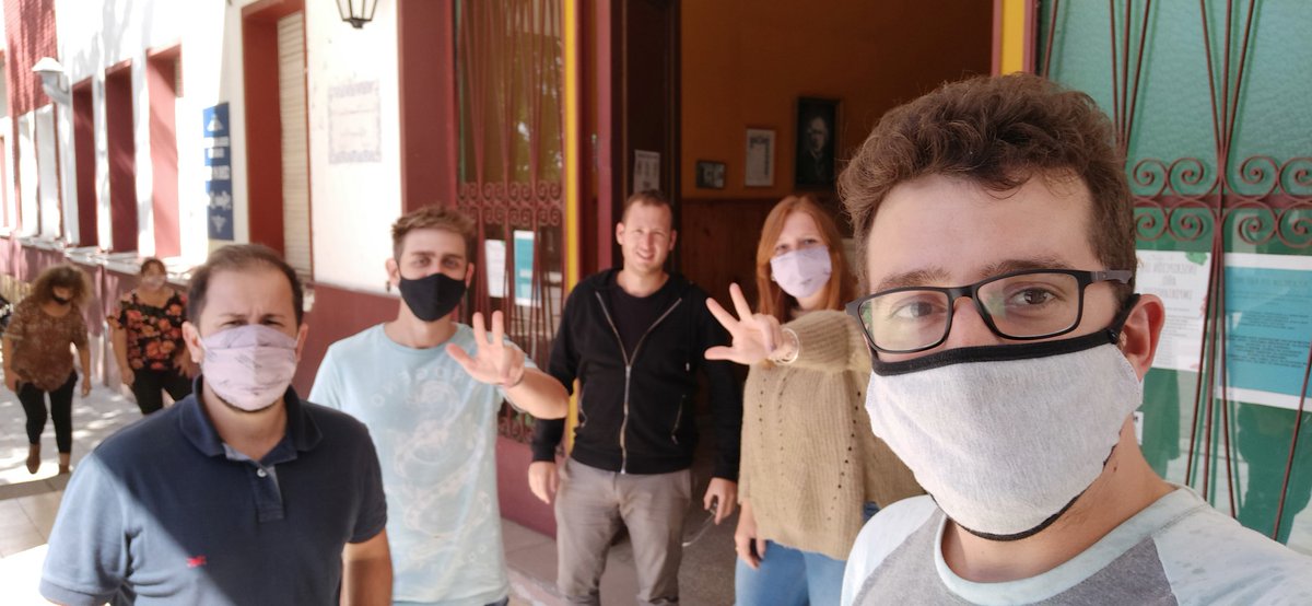 LeoStangaSf's tweet photo. Parte de la banda Santafesina que se la banca. #Lista14 #EleccionesUCR https://t.co/sddclEF8wU