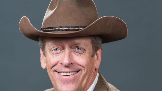 maura_resister's tweet photo. TX Roadhouse CEO committed suicide as a result of unbearable Coivd symptoms

Kenty Taylor gave away his salary to his employees he was only 65 yrs old

Yet Abbott has opened TX up for more to experience Covid symptoms

#ONEV1 #DemVoice1 #wtpBLUE #fresh
https://t.co/UTNnCYCyF5 https://t.co/in4BY3ecSS