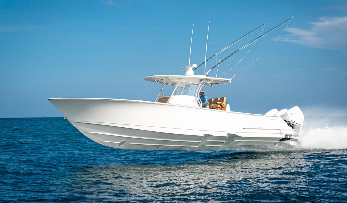 HMY Yachts tweet media