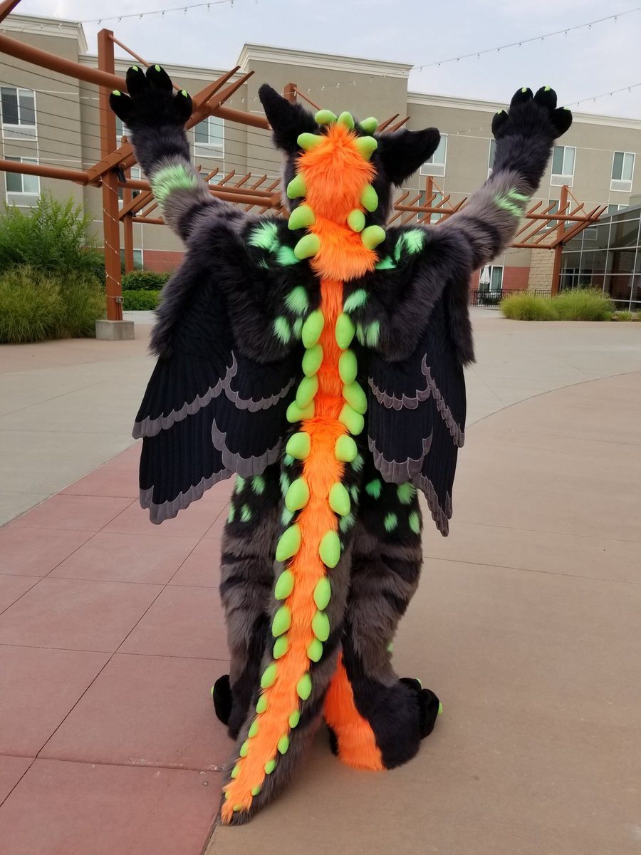 StarSuits's tweet photo. Somebody's going up for auction this Wednesday!
#FluffDragon ๐๐ค๐งก https://t.co/BY4qMm3UWT