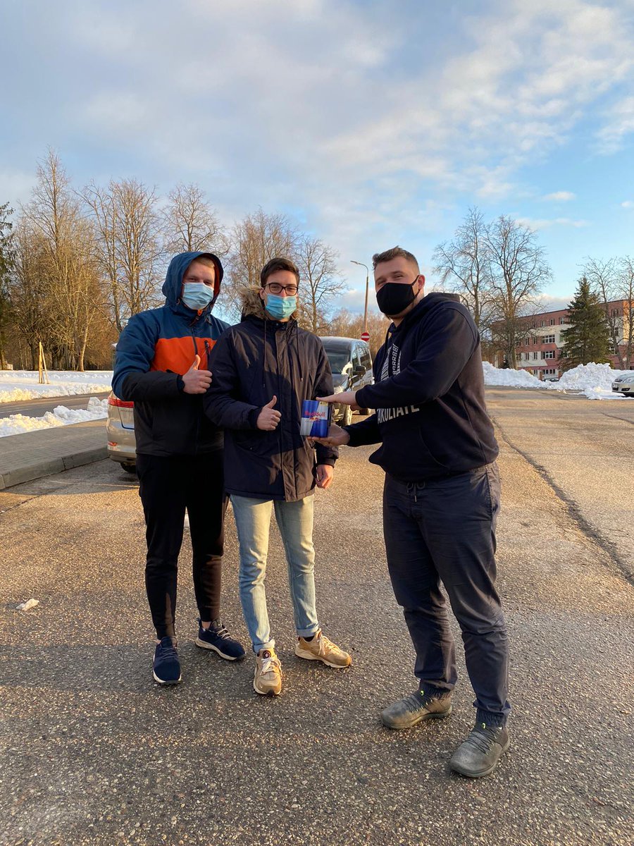 LiveTvLv's tweet photo. Arī skatītāju konkursa uzvarētāji saņemuši balvas no @RedBullLatvia https://t.co/frXBhntBCu