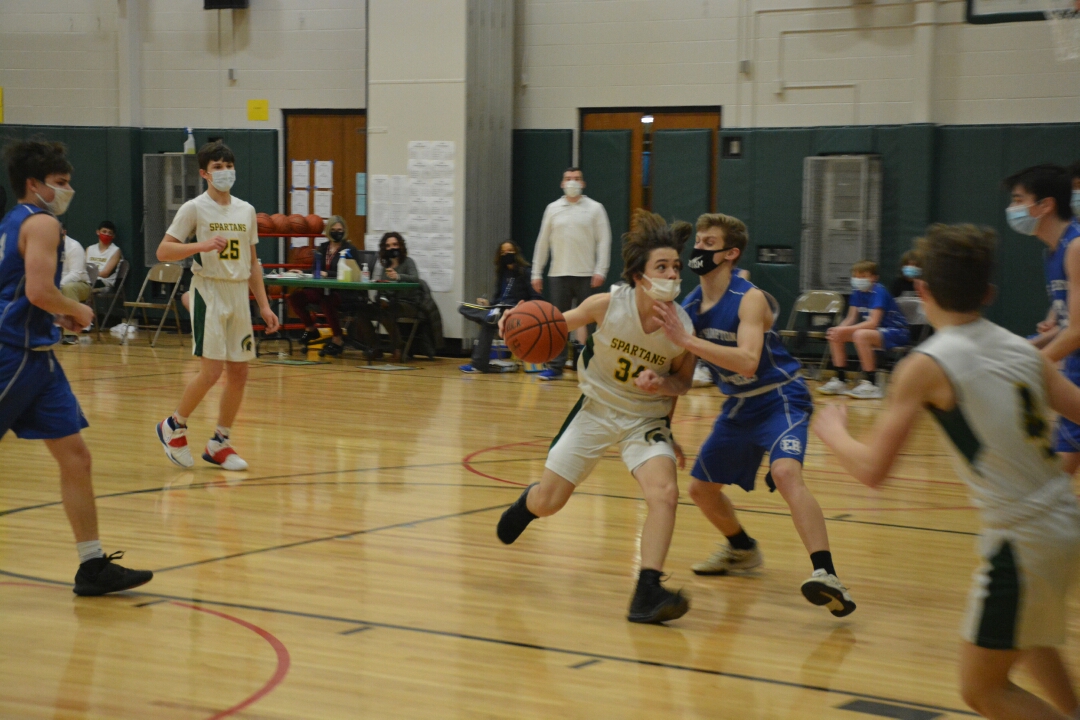 cormack_mcgee's tweet photo. Yet more pictures from the March 1, 2021 @WeAreMcGee Boys #Basketball game vs. #EastHampton.  #WeAreMcGee #BerlinCT #BerlinCTschools #BerlinPSPride #sports @B_Plona @mark_centurelli https://t.co/Tfc5M4IUal