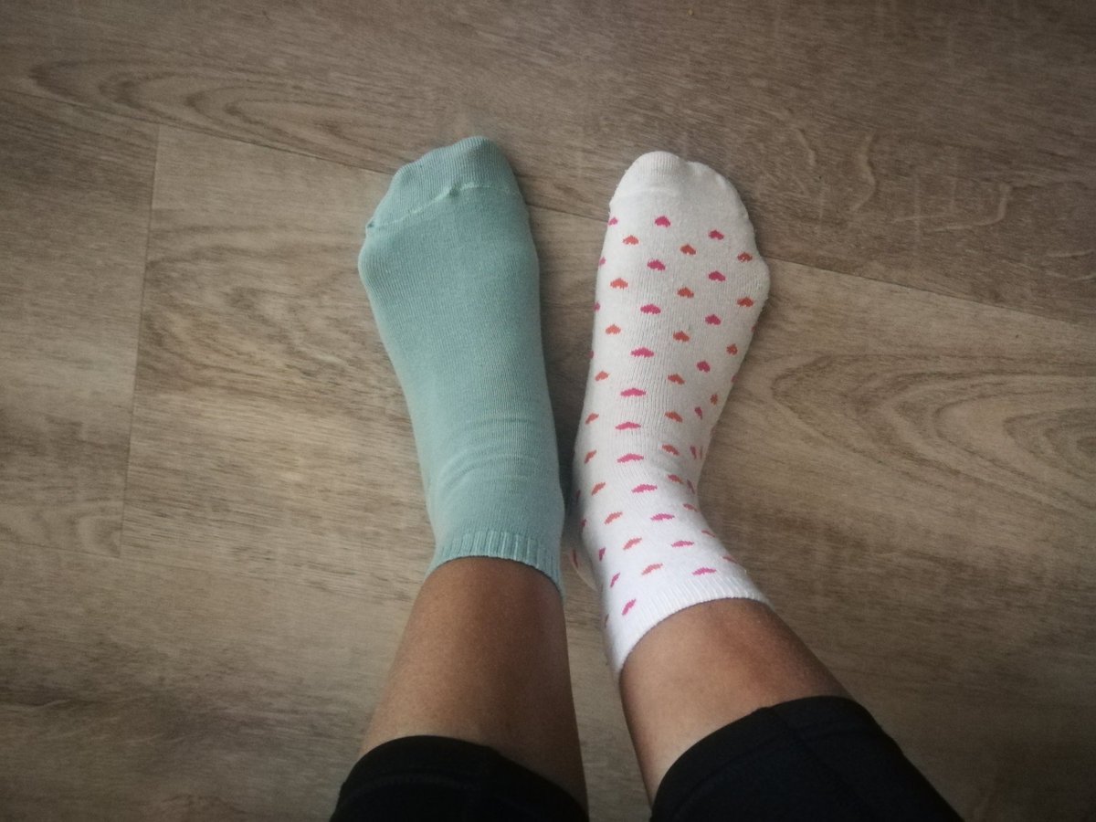 algael77's tweet photo. Allez défi lancé 
Vous mettez des chaussettes dépareillées
#Socksbattle4DS #chaussettesdépareillées

Journée  de la trisomie 21 https://t.co/v91SQI95nu