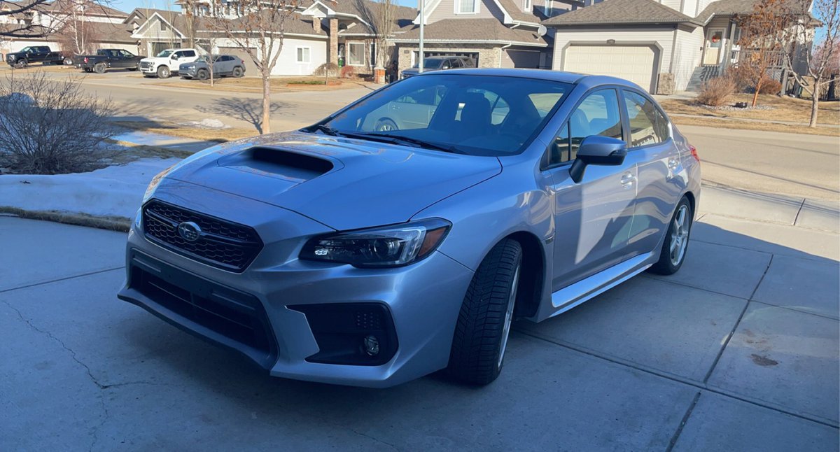 DownloadRS's tweet photo. Finally got myself a new car! Lol https://t.co/nQWZLgW7OY