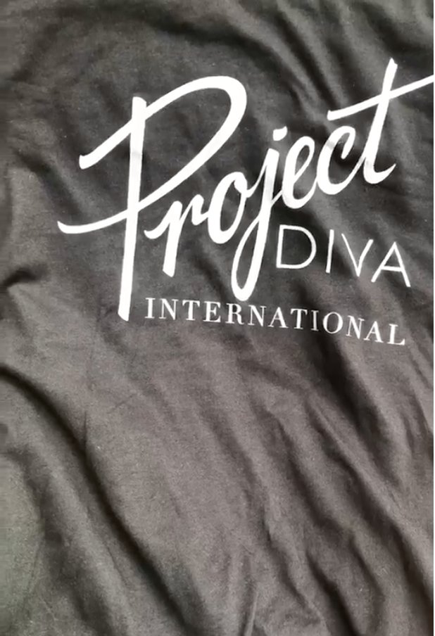 ProjectDIVAMN's tweet photo. Support through merchandise day

It's big for a reason! #DIVASThinkBIGNotSmall 

#HydratingMatters #projectdiva #projectdivainternational #blackgirlmagic #blackgirlsrock #blackgirlslead #blackgirls #blacklove #changinglives #getmoney #abundance https://t.co/1iU5NLHvtD