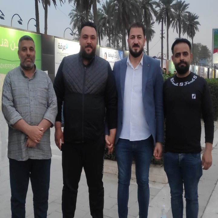 BOOti9s7AGl5n2s's tweet photo. لم تنتهي المعركة يد تجاهد في العمل خادمة الوطن 
ويد تجاهد وتطالب بلحقوق 

                                                   #شكراً_وائل_الاسدي https://t.co/BsUaUSIdcv