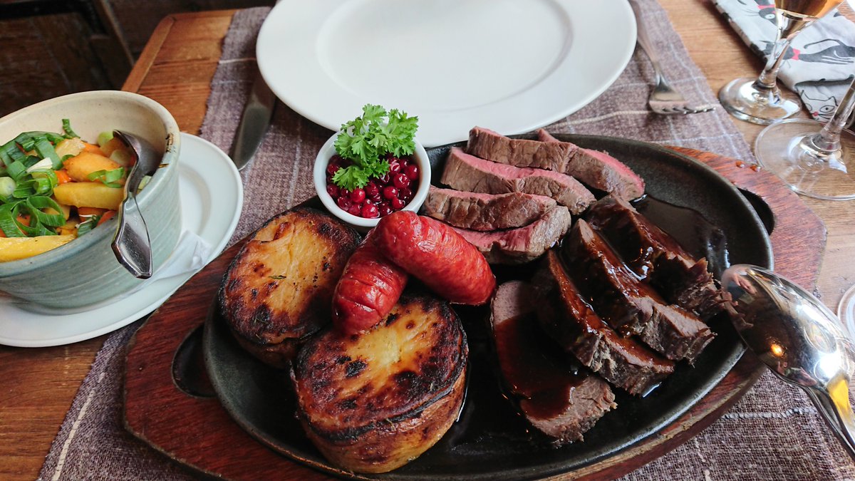 ItalyWith's tweet photo. Lappi Ravintola 🦌
Roasted Reindeer. Elk. Sausage. Vegetables 🥰
Virtual walk:
https://t.co/U8C0YTmiUo
(Google Maps 🌐 Street View)
#tft #stormhour #travel #lappish #cuisine #food #moose #lappiravintola #foodie #photographer #photography #traveltheworld #finland #helsinki https://t.co/cgggwWToTN