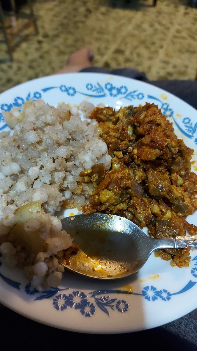 RattCrisp's tweet photo. @GordonRamsay  #GordonRamsey #indianfood sabudana khichdi and egg bhruji https://t.co/49l9Pggrk6 https://t.co/QSHlQpmgpa