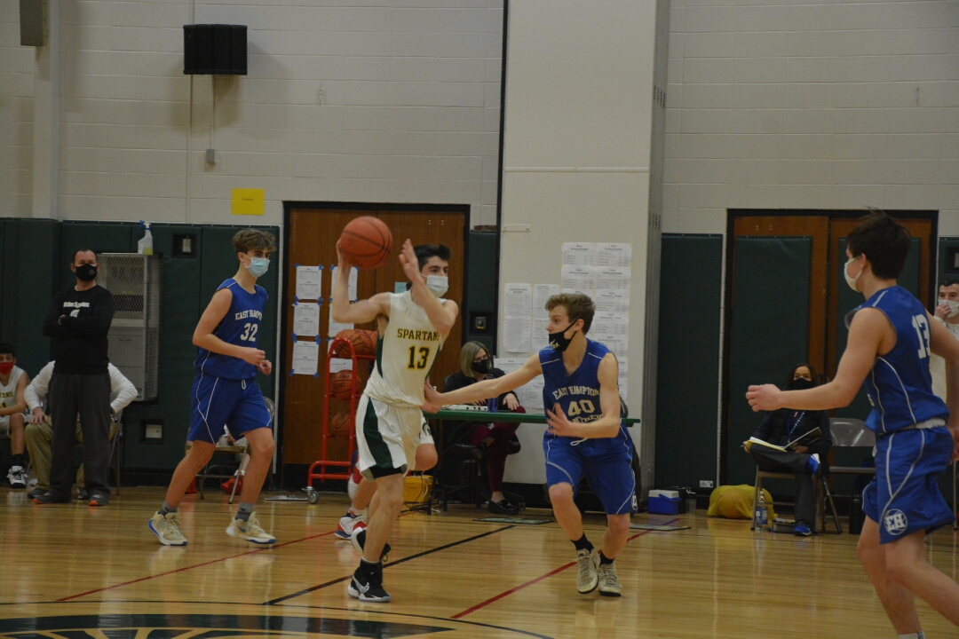 cormack_mcgee's tweet photo. And more images from the March 1, 2021 @WeAreMcGee Boys #Basketball game vs. #EastHampton.  #WeAreMcGee #BerlinCT #BerlinCTschools #BerlinPSPride #sports @B_Plona @mark_centurelli https://t.co/swZ8MN31j3