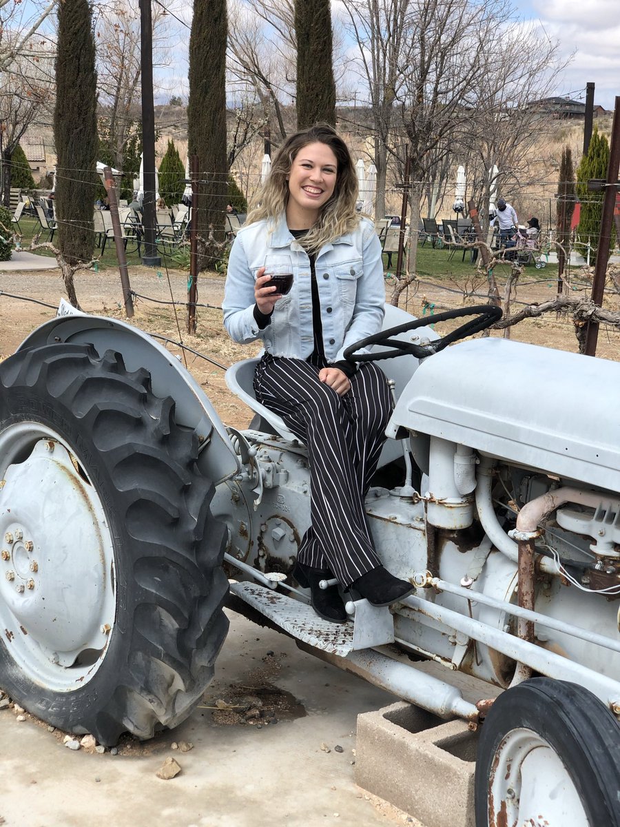 maddie_duecker's tweet photo. Little picture drop from spring break Sedona trip🌻🌳🌼 https://t.co/7KMaCijmAw