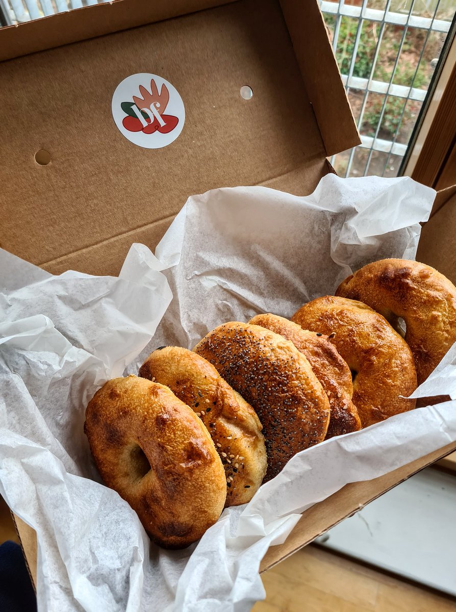 07Pestera's tweet photo. Sunday well spent thanks to @mayaablack's lovely delivery today from Bread/Flower.
They launch tomorrow so find them on Insta to get your order in #BreadFlower https://t.co/xgpbOcp5t5