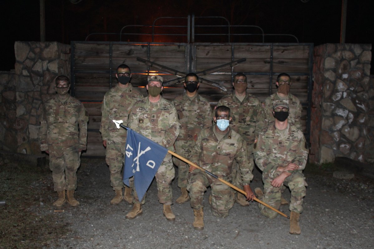 247_panthers's tweet photo. Delta &amp; Charlie Company 2-47 IN celebrate the accomplishments of their Trainees at Honor Hill on 13 MAR 21.  #ConcurringCOVID #PNQ #VictoryStartsHere #FollowMe #BrillianceInTheBasics
#CultureOfExcellence 
@197SLEDGEHAMMER
@TRADOC 
@USArmy
@FortBenning
@Dave_Hodne
@PatDonahoeArmy https://t.co/06REx7Uqeq