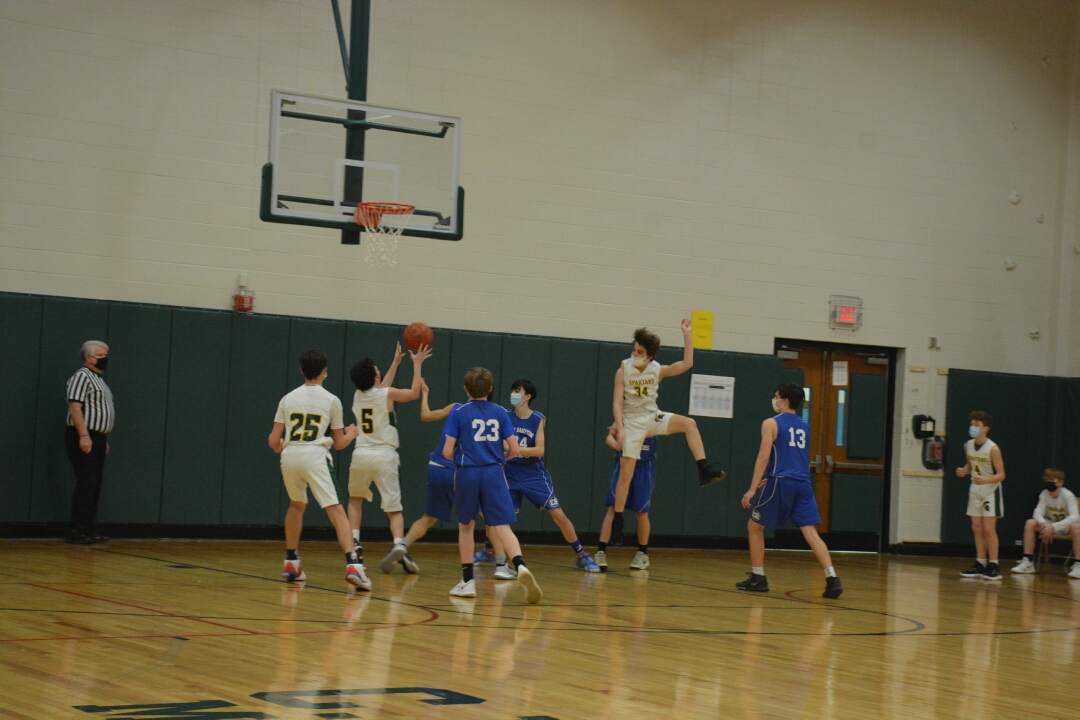 cormack_mcgee's tweet photo. More images from the March 1, 2021 @WeAreMcGee Boys #Basketball game vs. #EastHampton.  #WeAreMcGee #BerlinCT #BerlinCTschools #BerlinPSPride #sports @B_Plona @mark_centurelli https://t.co/RsFKu6irVw