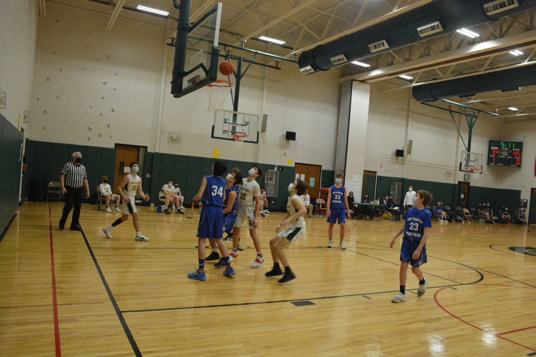 cormack_mcgee's tweet photo. More images from the March 1, 2021 @WeAreMcGee Boys #Basketball game vs. #EastHampton.  #WeAreMcGee #BerlinCT #BerlinCTschools #BerlinPSPride #sports @B_Plona @mark_centurelli https://t.co/eCkUes6LeC