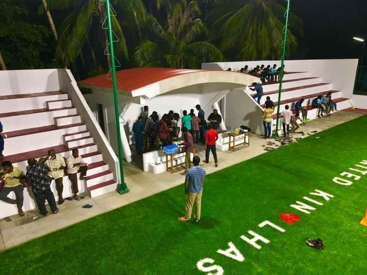 shaahid_96's tweet photo. Raa #Kinolhas in ufaaverikan saabahey #Kinolhascouncil, kinolhas zuvaanun 👏👏👏 shukuriyya @MoYSCEmv minister @AhmedMahloof.
#kinolhasoutdoorvolleyballcourt https://t.co/rgcc0Tb13H