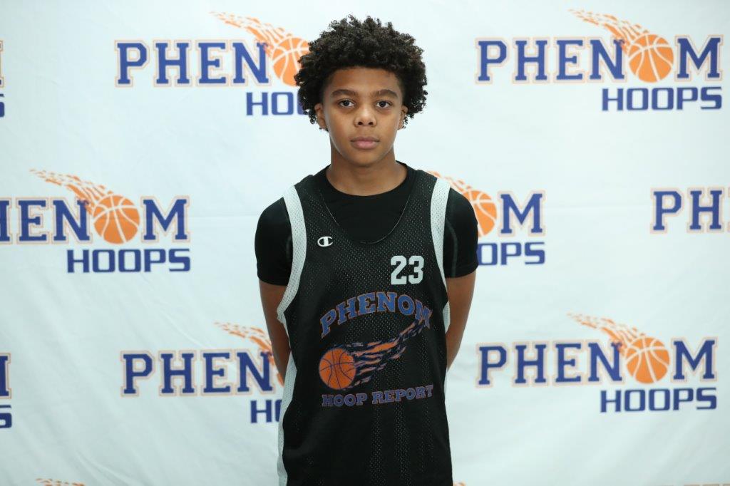 2028 Shane Goins (Sumpter, SC) has a nifty all around skill set. Nice change of pace. Crafty + skilled young PG

#PhenomHoops
#JRPhenom