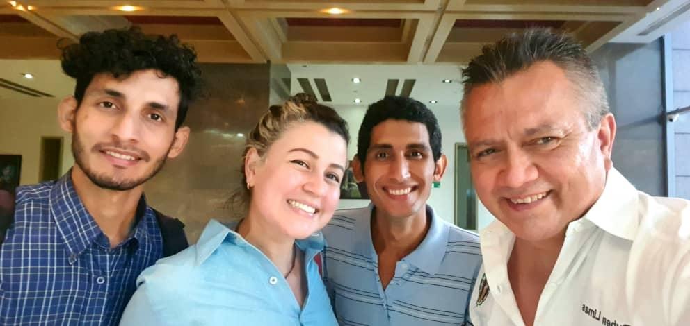 LuijoRey's tweet photo. Nuevamente en mi organización @ADmocratica, reencontrándome con mis compañeros. Seguimos en esta lucha constante e incansable por recuperar a Venezuela a través de vías pacíficas y democráticas. De nuevo en mi Acción Democrática blanca blanquita #VolveremosAVivirMejor @adbernabe https://t.co/lMBf2PrnNi