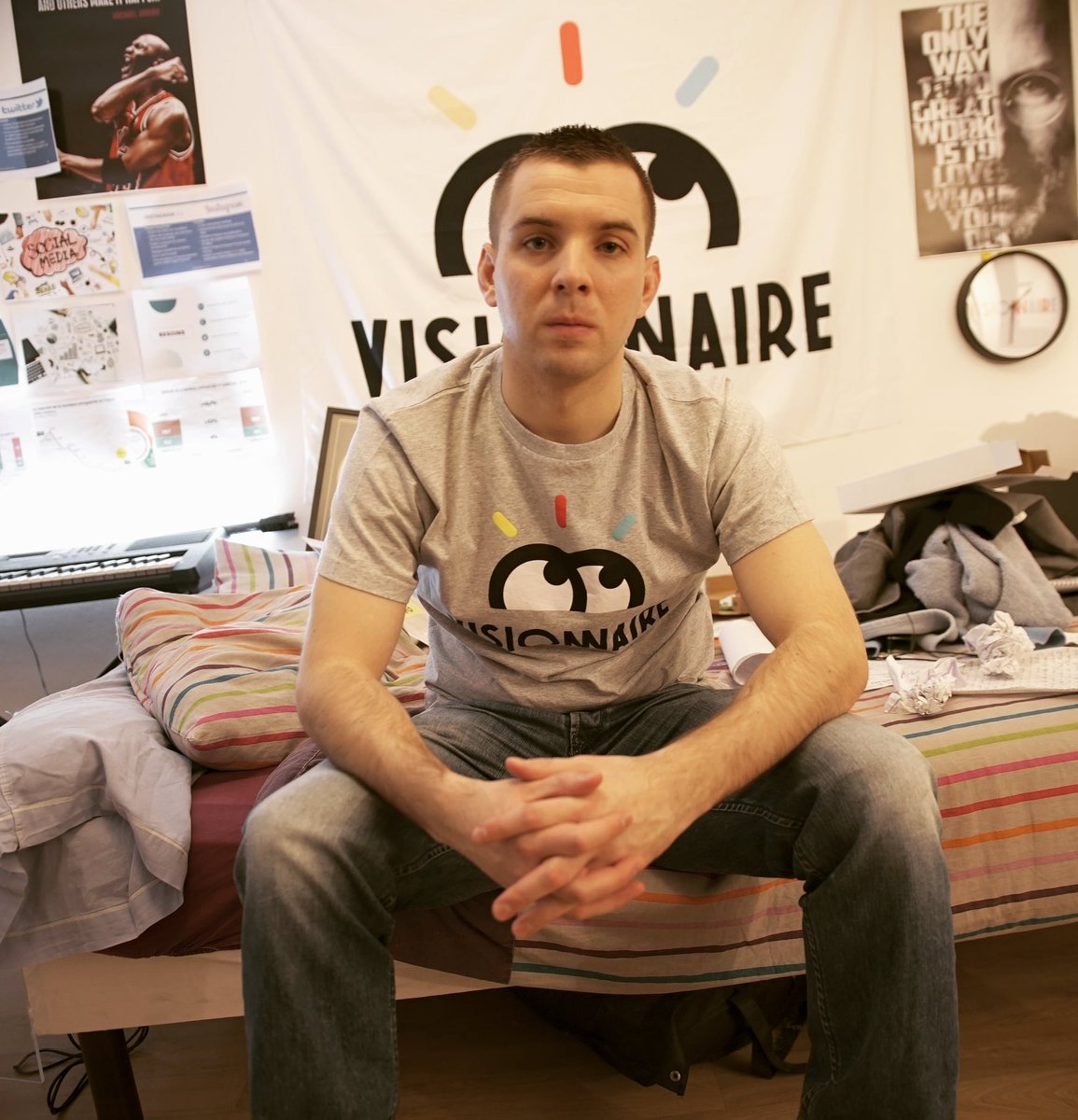 macsim_officiel's tweet photo. 🎵"En direct du Dream Lab ici tout peut s'passer, où les idées s'entassent pour ensuite s'exprimer. Car c'est dans le Dream Lab que tout a commencé, pour qu'nos rêves les plus fous puissent se réaliser."🎵
#macsim #rap #rapfrançais #rapfr #clip #dreamlab https://t.co/m1iWxWEaK8