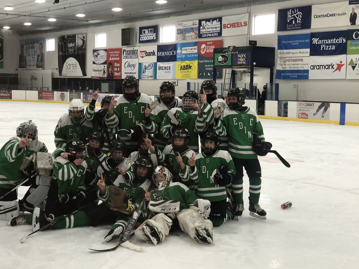 Edina PeeWee A tweet media
