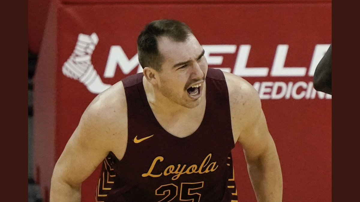 evilkingtalker's tweet photo. This guy just beat the best team in the country. https://t.co/REgA56sLqa