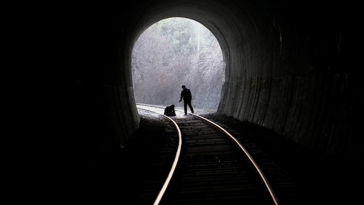 MatthewKasowski's tweet photo. 🇰🇷 Memories of Murder (2003, Bong Joon-Ho)
🇮🇷 Taste of Cherry (1997, Abbas Kiarostami)
🇯🇵 My Neighbor Totoro (1988, Hayao Miyazaki)
🇮🇩 The Raid (2011, Gareth Evans) https://t.co/KpMh73ruau