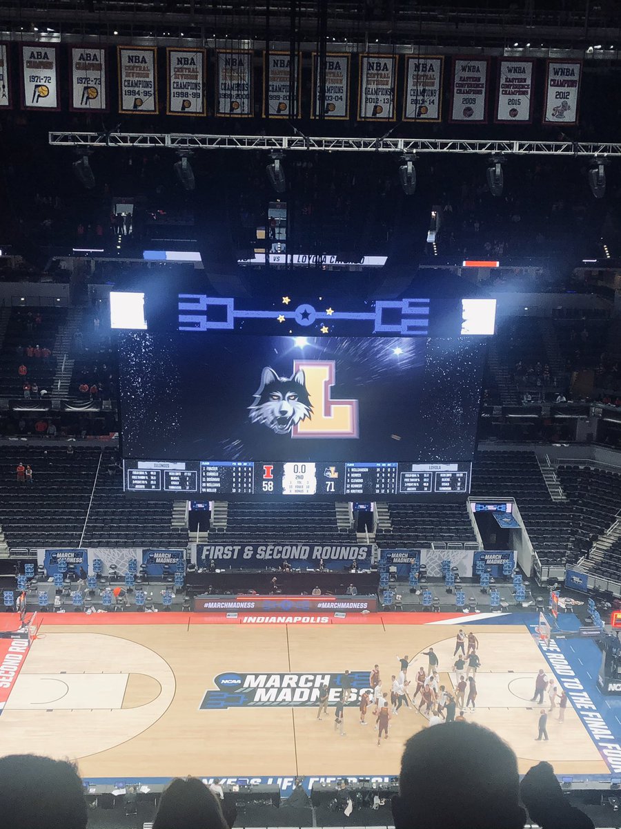 athena_esquire's tweet photo. Congratulations Ramblers#NCAA#MarchMadness#Ramblers#LoyolaUniversityChicago https://t.co/SRLSLsI7SF