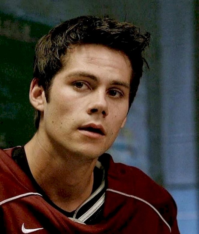 Characters who don't know each other but would be best friends