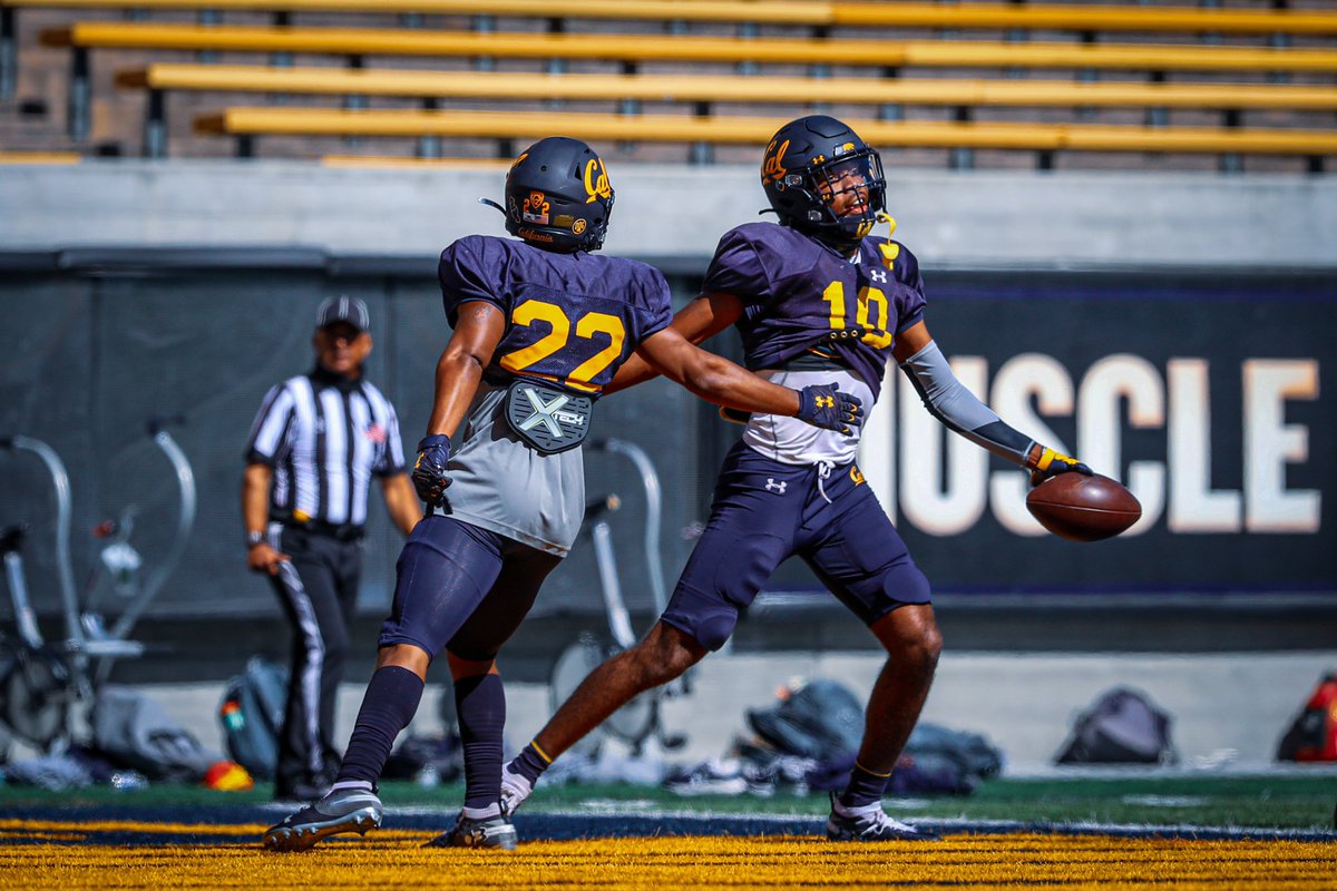 justinrbaker's tweet photo. 1st Spring Ball 📈📈 https://t.co/AiT0pakZDE