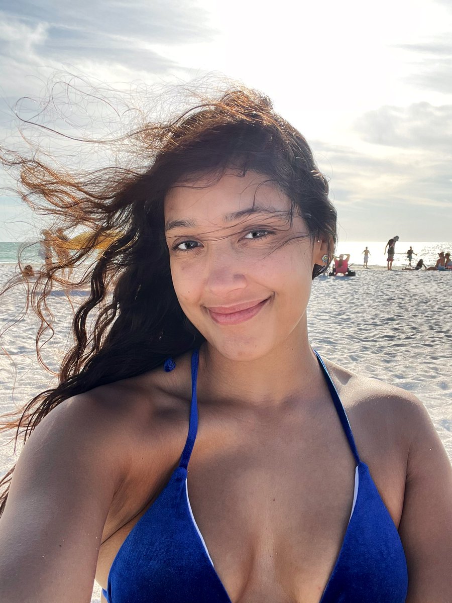ahsyaK's tweet photo. FLORIDA, YOU ARE BEAUTIFUL https://t.co/t7xJnSpBlC