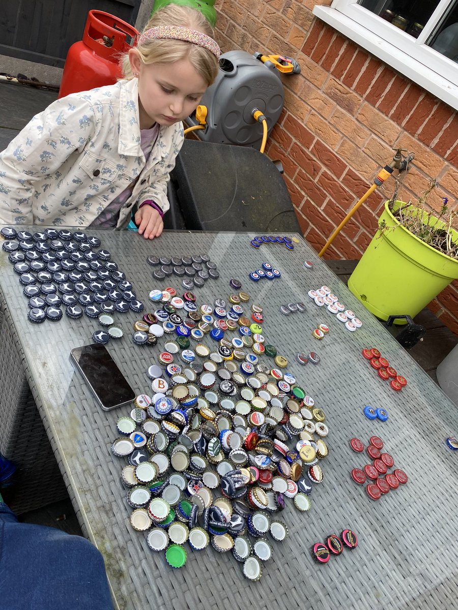 hayley76025569's tweet photo. Lilly has been a super little helper this weekend helping me with my latest project. New outdoor table, not finished yet but she’s done a great job lots of counting & sorting @LeasStAndrews @LeasinghamSal #littlehelper #bottletoptable https://t.co/CKq2raknKl