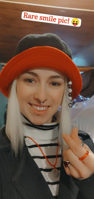 I found the perfect black and red reversible hat! I can never spend a practical amount at thrift stores<a href="/tag/smile"class="tags"><span>#smile</span></a><a href="/tag/hats"class="tags"><span>#hats</span></a>