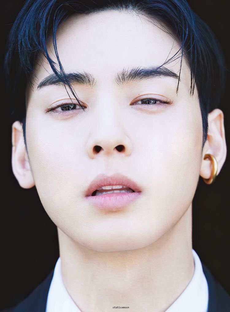rawrbinwoo's tweet photo. cha eunwoo and moonbin as each other ~ thread https://t.co/Xxk2R8Cotg