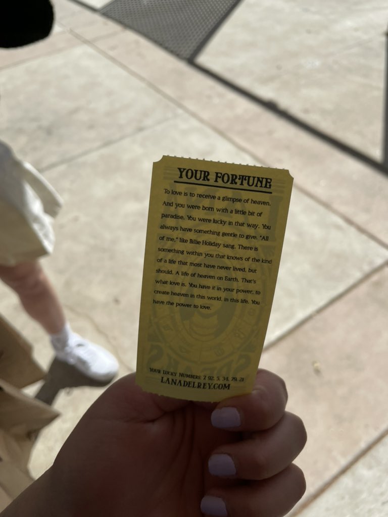 Lana Del Rey has “fortune tellers” at the Melrose Trading Post today called Lana Speaks!