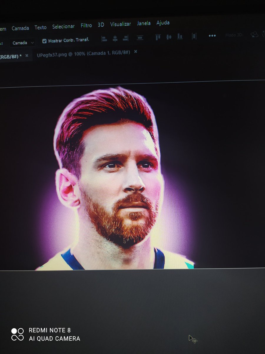 NoorkDesigner's tweet image. Primeiro contorno q faço no Pc, saiu td tremido mas curti