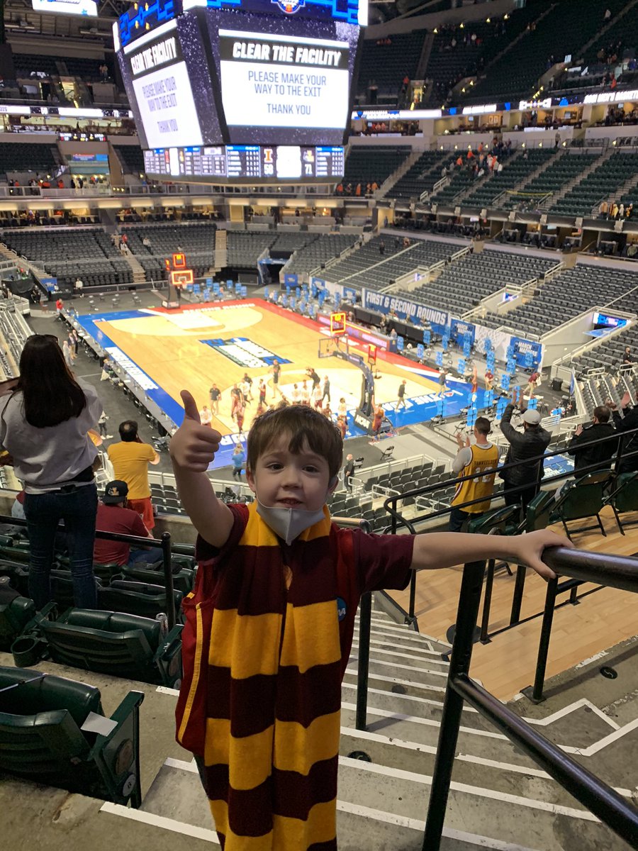 SocJustCrusader's tweet photo. @RamblersMBB @camkrutwig @PorterMoser your newest scout https://t.co/dTKzdrRQuG
