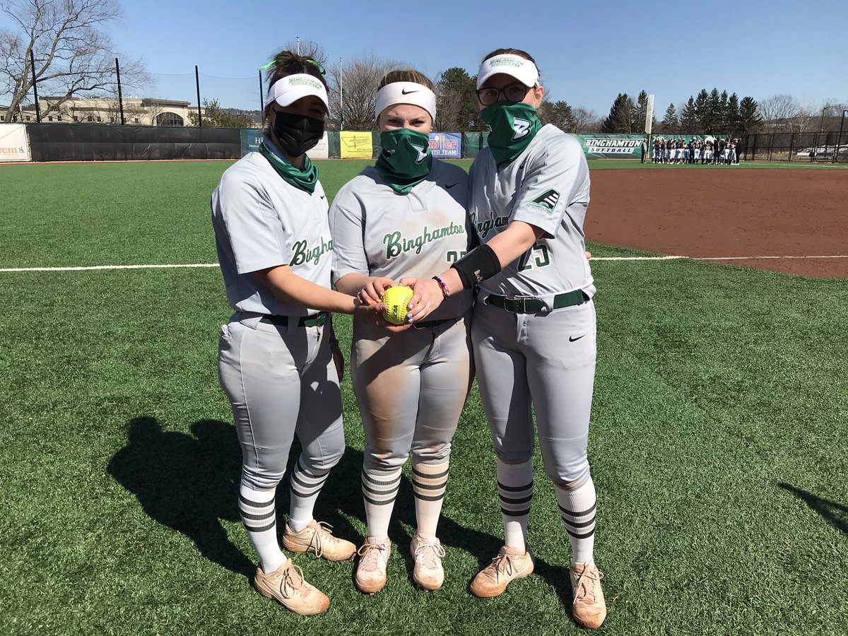 BinghamtonSOFT's tweet image. Here’s the Bearcat pitching trio after the no hitter — Rayn Gibson, Sophia Pappas and Morgan Bienkowski! #BingPride #AESB
