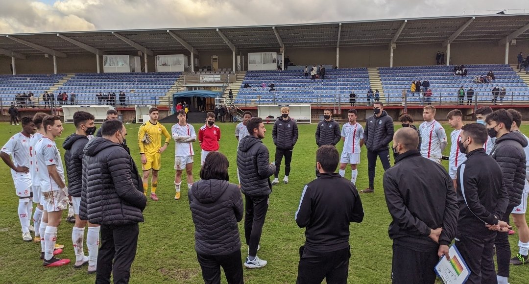 /DH/

Tras los resultados de esta última jornada de la I Fase de la División de Honor, nuestro Juvenil A finalmente han conseguido quedar subcampeones del Subgrupo ☺️

Enhorabuena chavales, y enhorabuena a todo el cuerpo técnico por habernos hecho disfrutar tanto!!! 👏👏👏
