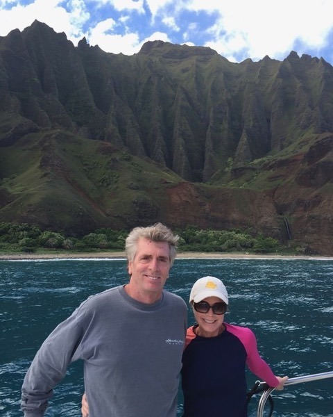 snorkelbob's tweet photo. 🚁 🛥️ 🌈 Sea cliffs, sea caves, white sand beaches &amp; a monk seal named Sammy is a sampling of what you may see on a Na Pali Coast, Kauai adventure. 

Get your Na Pali on by boat or heli! 
https://t.co/eFSYPtAYtp

#napalicoast #waterfalls #seacaves #hawaiianmonkseal #snorkelbo… https://t.co/JJvrvsiI40